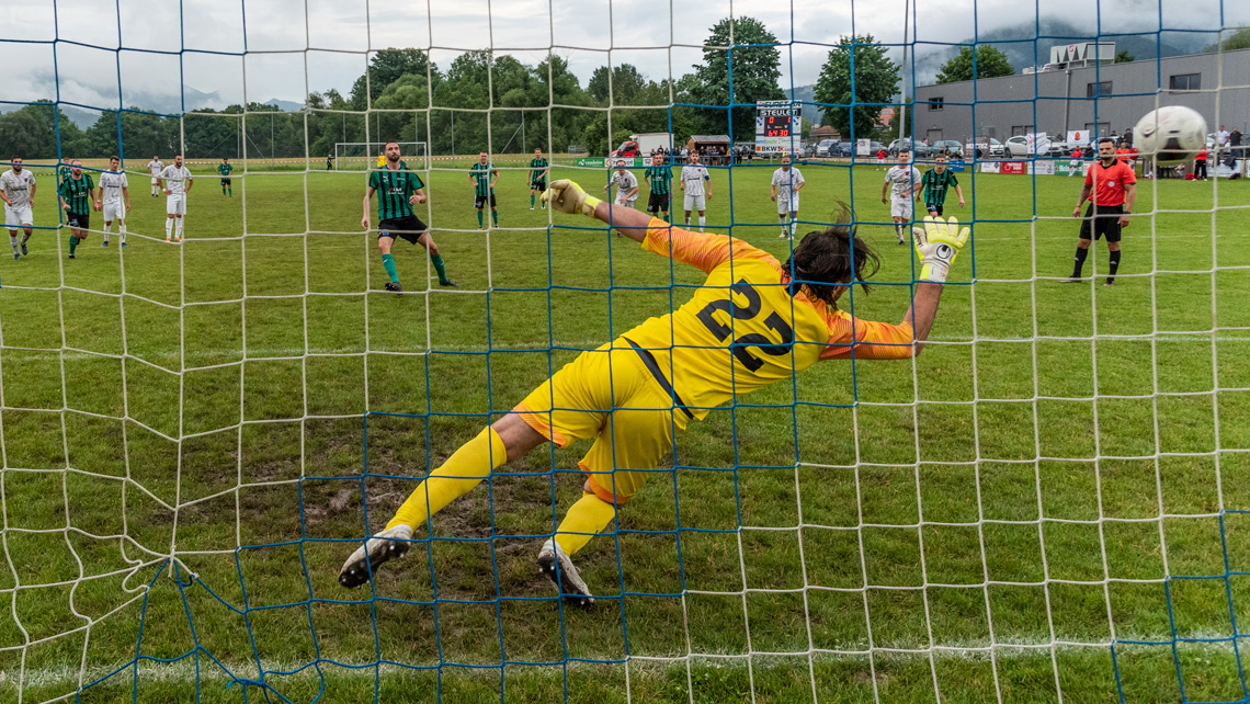 Finale 2e/3e ligue, égalisation du FC Courtételle sur penalty